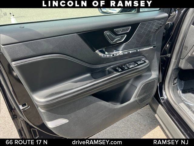Certified 2020 Lincoln Corsair AWD w/ Equipment Group 101A image 11