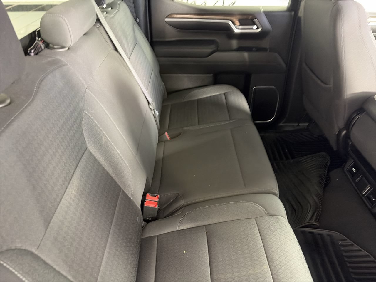 Used 2022 Chevrolet Silverado 1500 LT RWD image 24