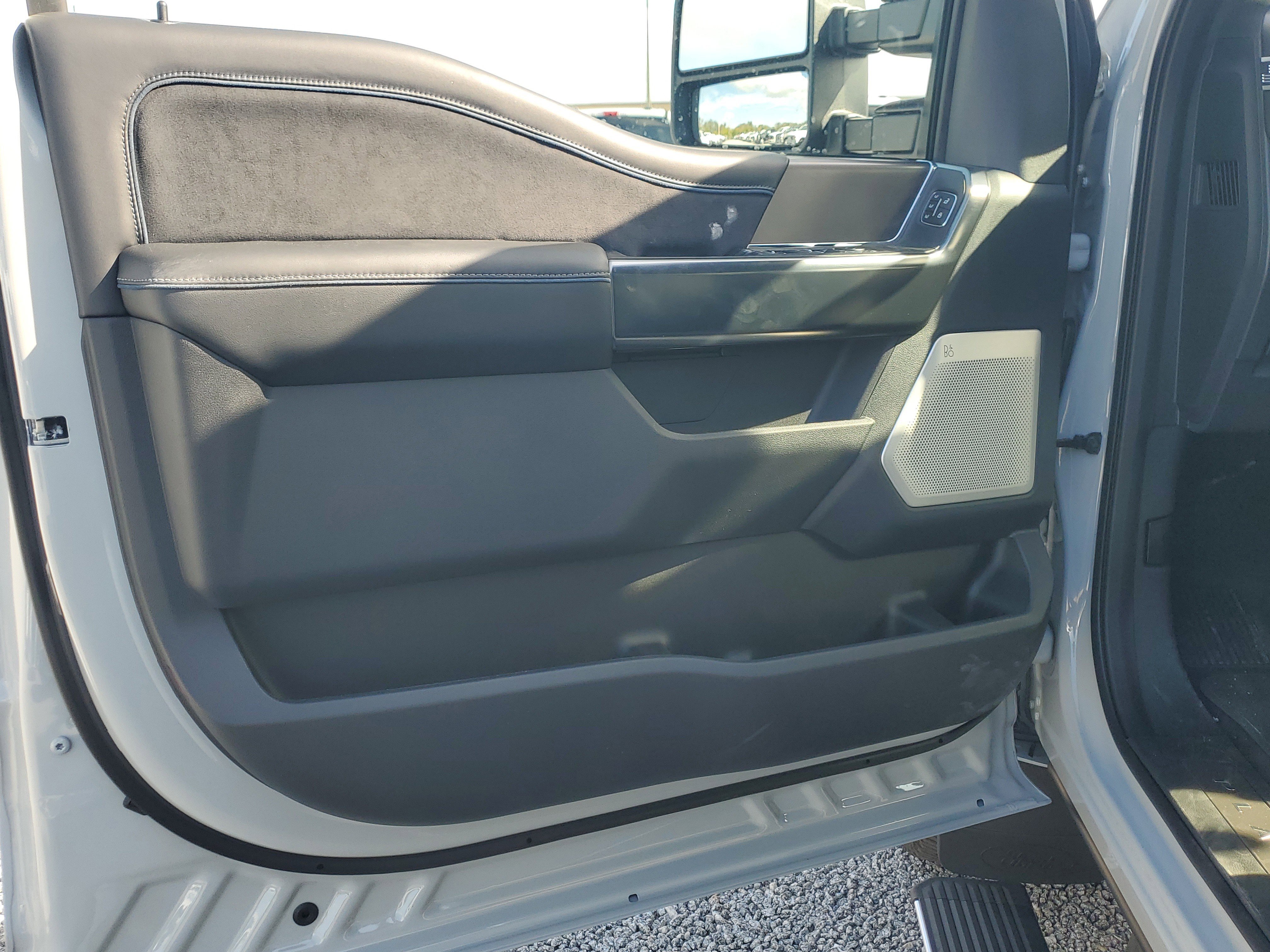 New 2026 Ford F350 Platinum AWD/4WD image 16