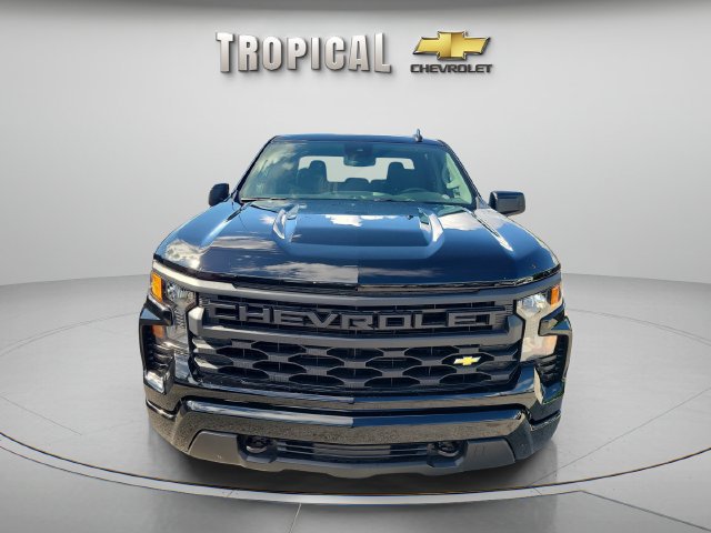 New 2026 Chevrolet Silverado 1500 Custom RWD image 8
