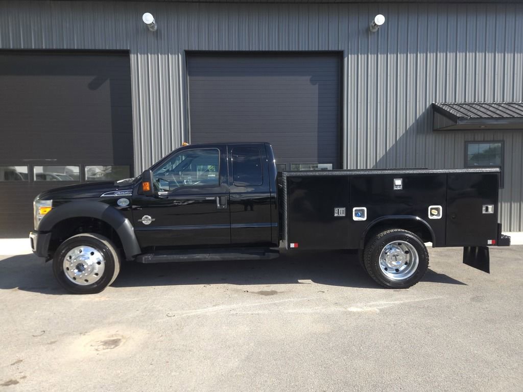 Used 2016 Ford F550 4x4 SuperCab Super Duty image 1