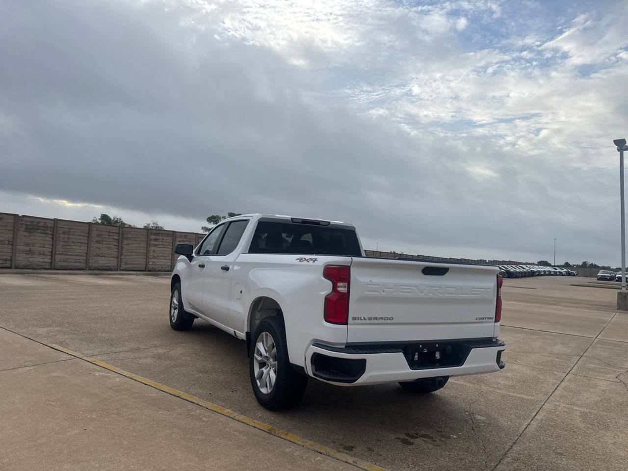 Used 2022 Chevrolet Silverado 1500 Custom AWD/4WD image 17