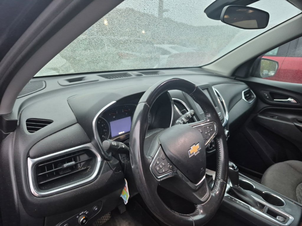 Used 2020 Chevrolet Equinox LT AWD/4WD image 10