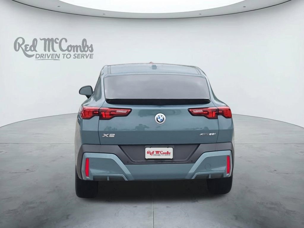 Used 2025 BMW X2 xDrive28i image 4