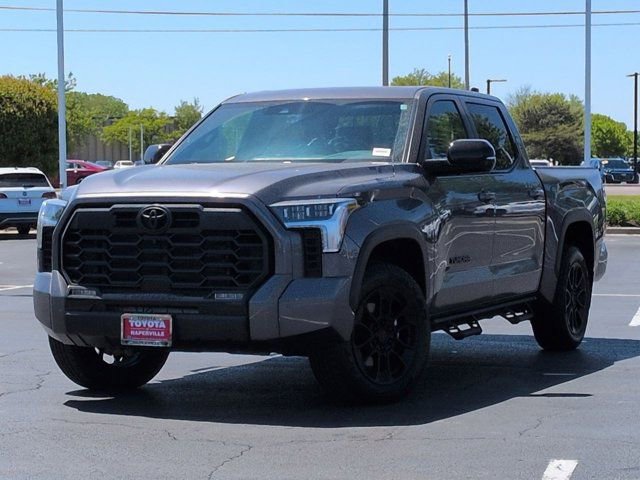 Used 2025 Toyota Tundra Limited w/ TRD Off-Road Package AWD/4WD image 2