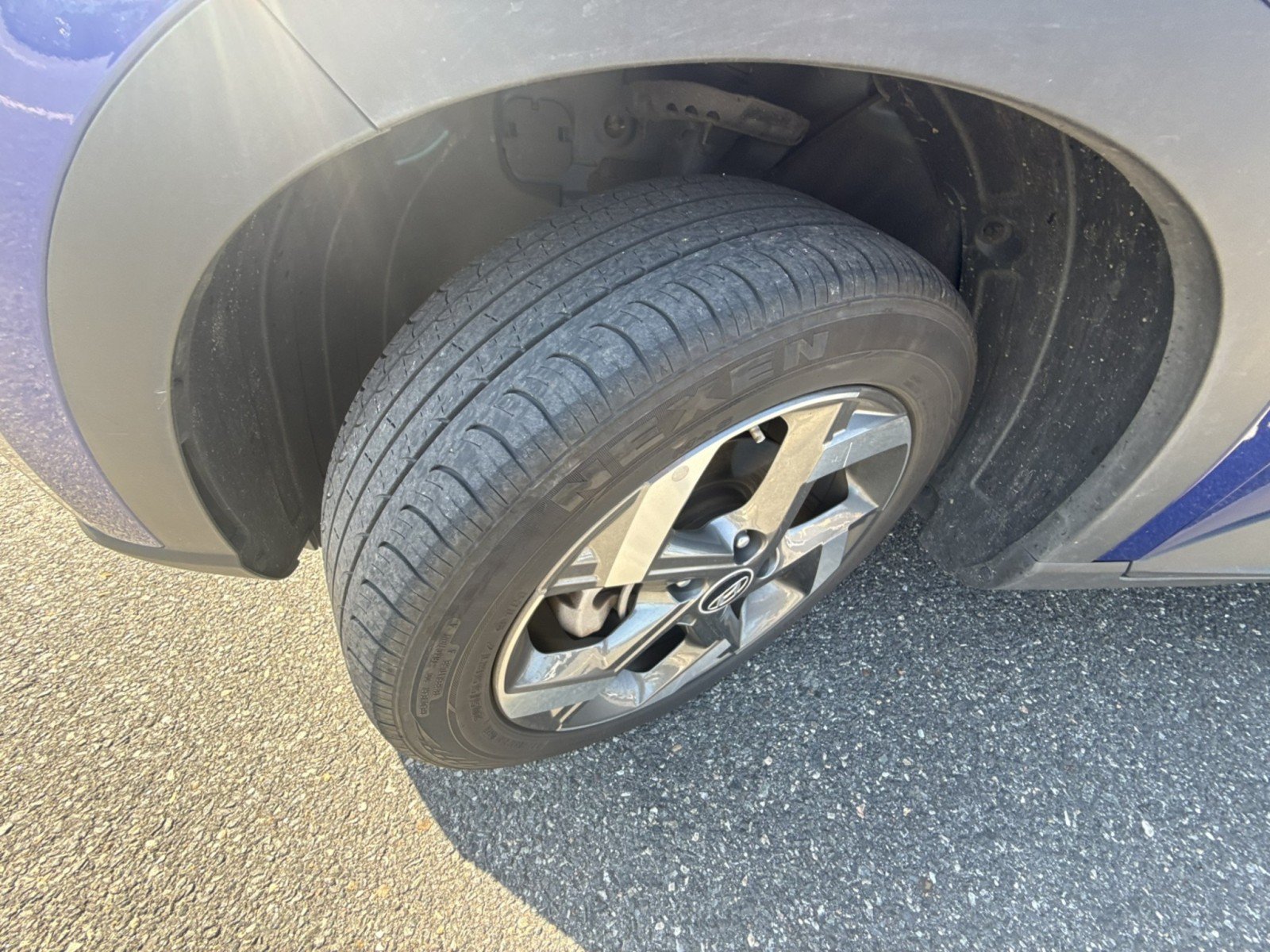 Used 2025 Hyundai Venue SEL FWD image 33