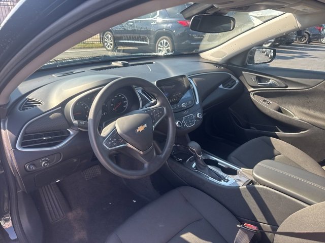 Used 2024 Chevrolet Malibu LT image 9