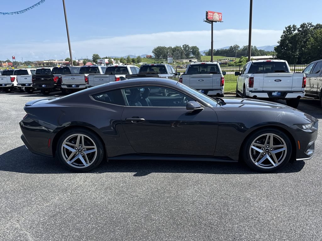 Used 2024 Ford Mustang Premium RWD image 8
