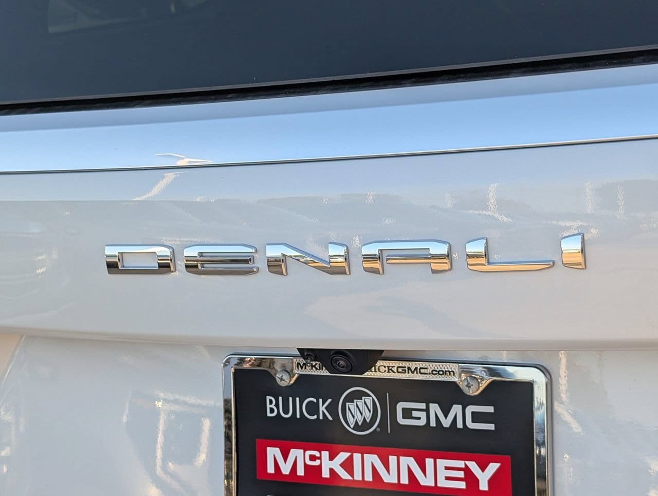 New 2026 GMC Yukon XL Denali w/ Sun & Power Step Package AWD/4WD image 7