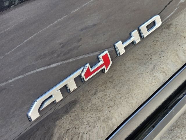 Used 2025 GMC Sierra 2500 AT4 w/ AT4 Premium Plus Package image 13