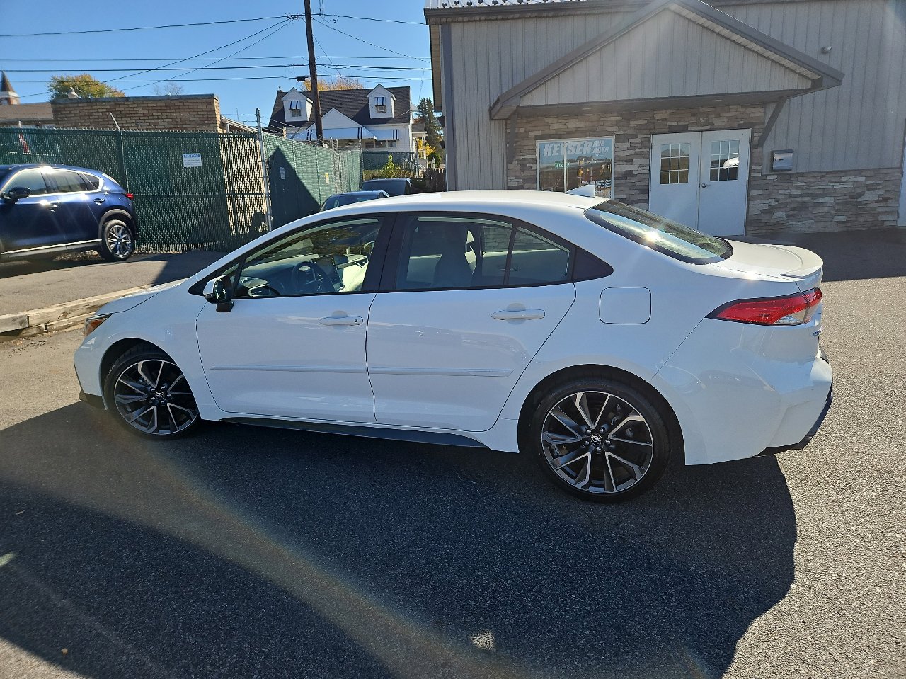Used 2021 Toyota Corolla SE image 6