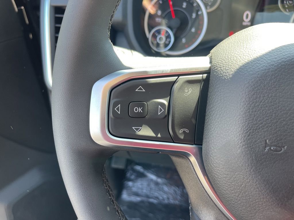 New 2025 RAM 2500 Big Horn AWD/4WD image 14