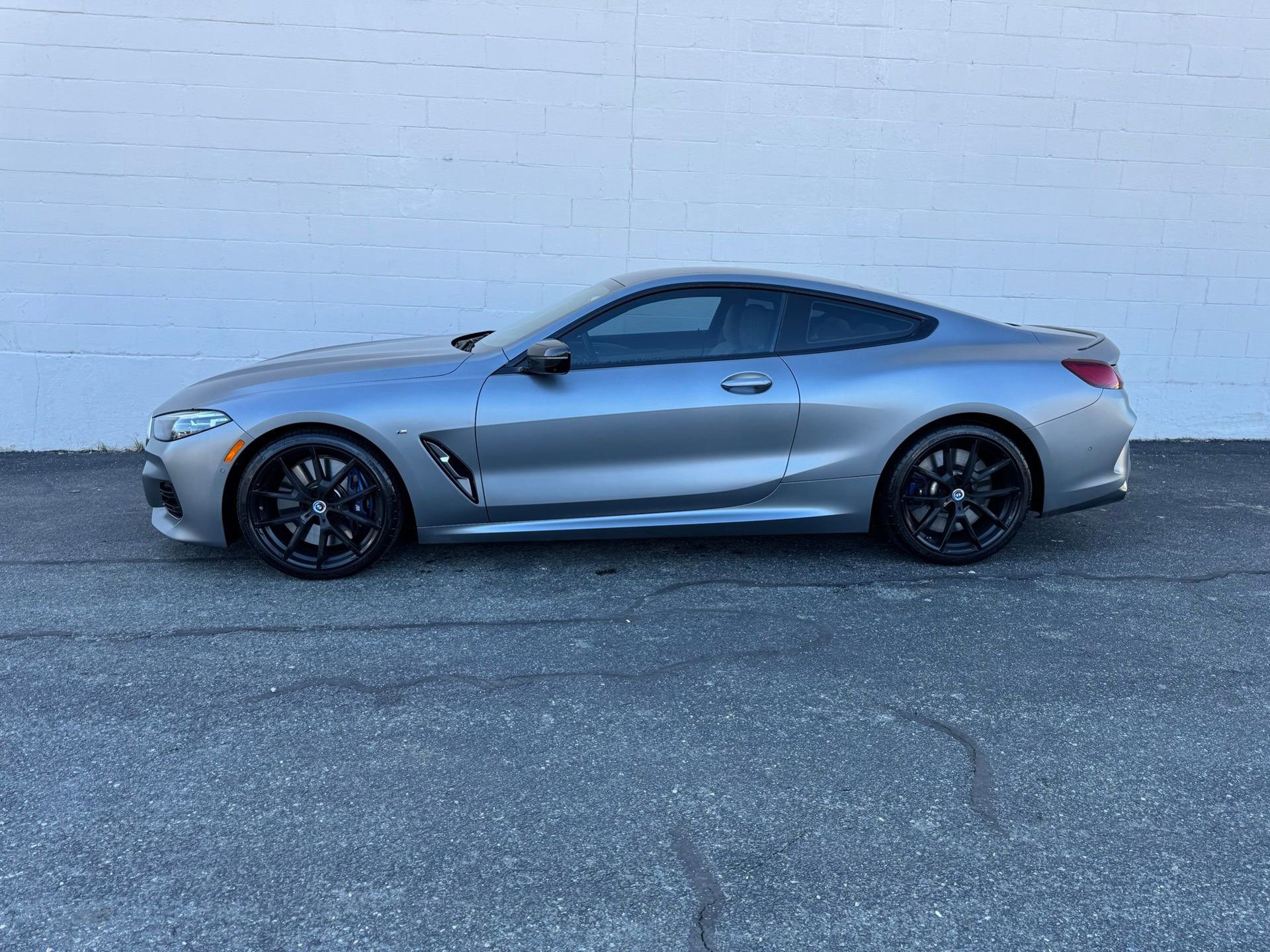 Used 2023 BMW M850i xDrive Coupe image 2