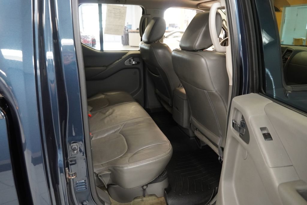 Used 2016 Nissan Frontier SL image 22