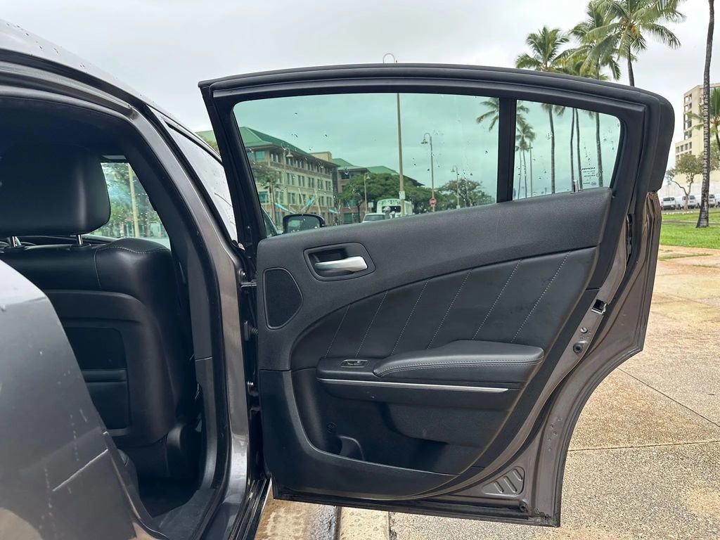 Used 2015 Dodge Charger R/T image 16