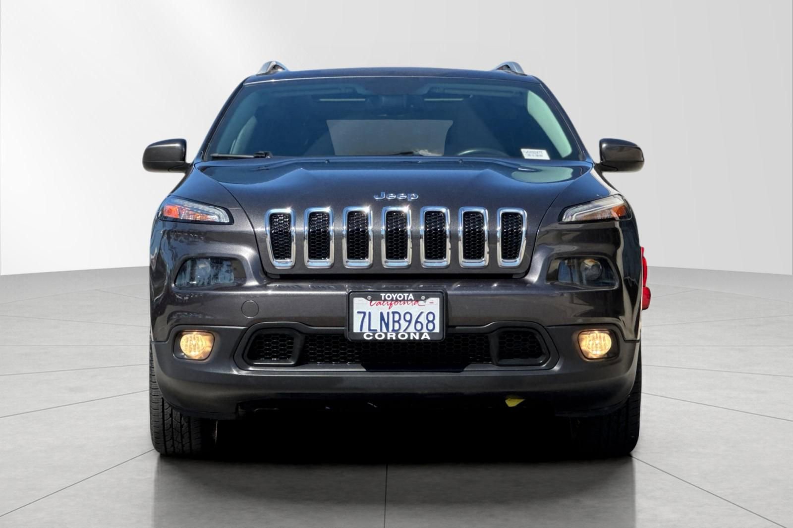 Used 2015 Jeep Cherokee Latitude w/ Comfort/Convenience Group image 8