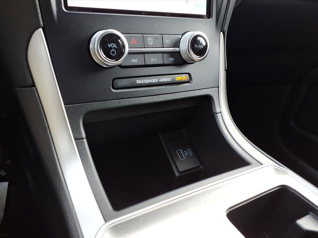 Certified 2024 Ford Edge SEL w/ Convenience Package image 21