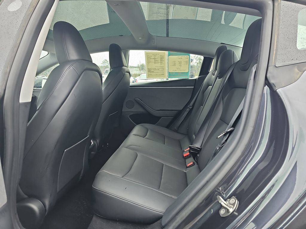 Used 2024 Tesla Model 3 Standard Range image 17