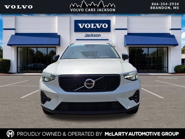 Certified 2026 Volvo XC40 B5 Plus w/ Protection Package Premier AWD/4WD image 2