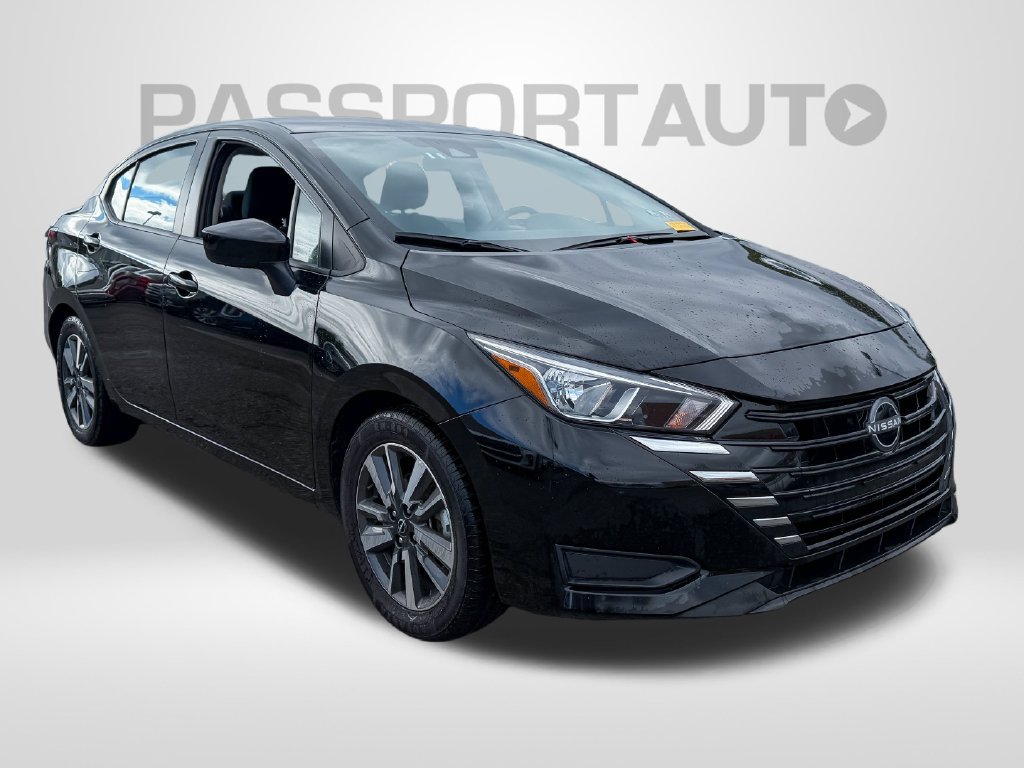 Used 2024 Nissan Versa SV FWD image 2