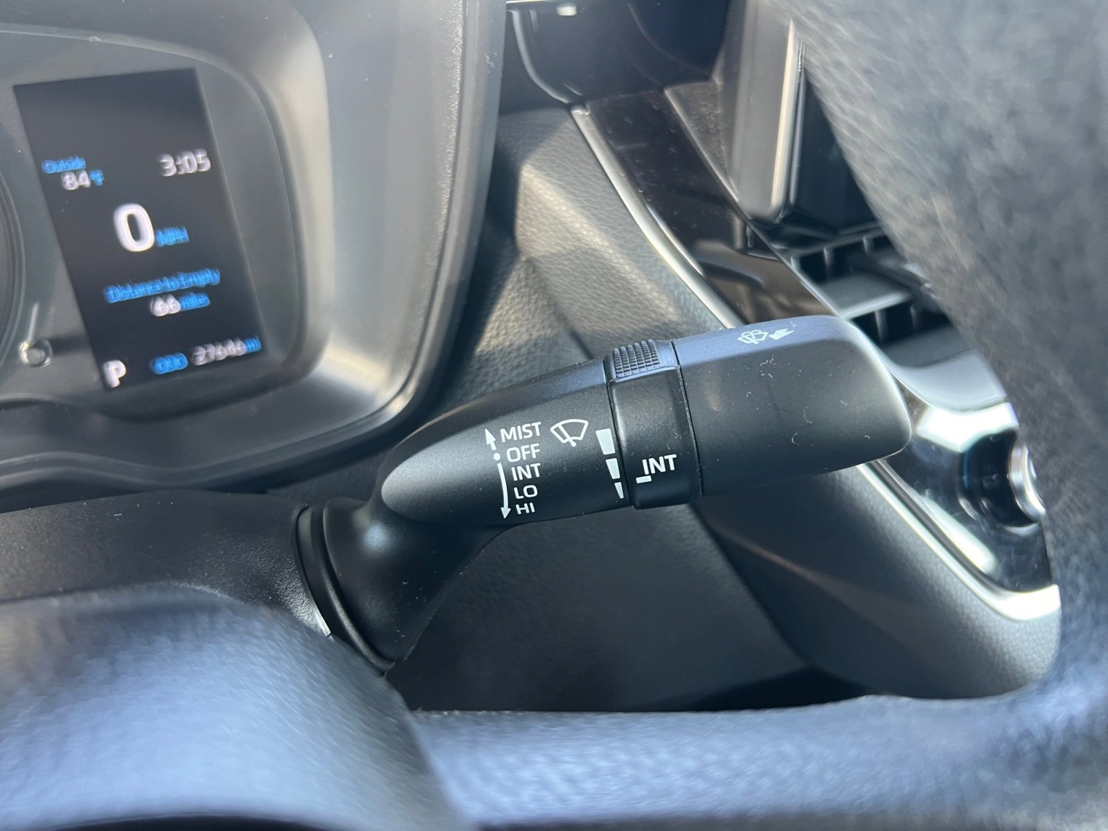 Used 2022 Toyota Corolla LE image 21