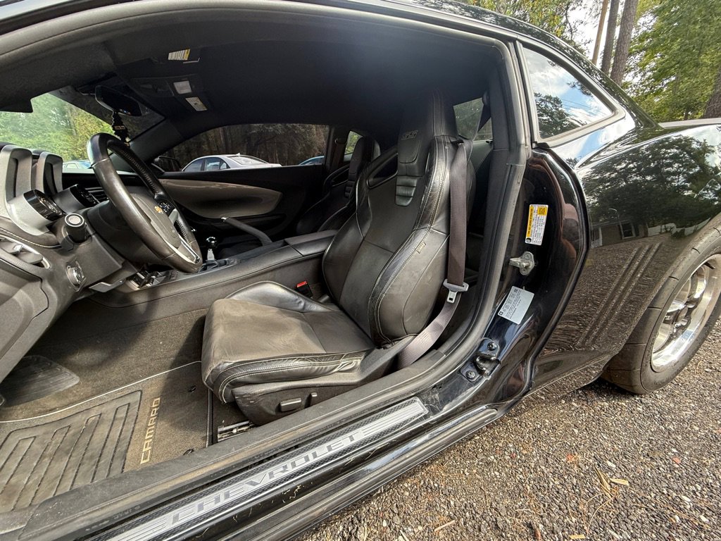 Used 2014 Chevrolet Camaro SS w/ RS Package image 8