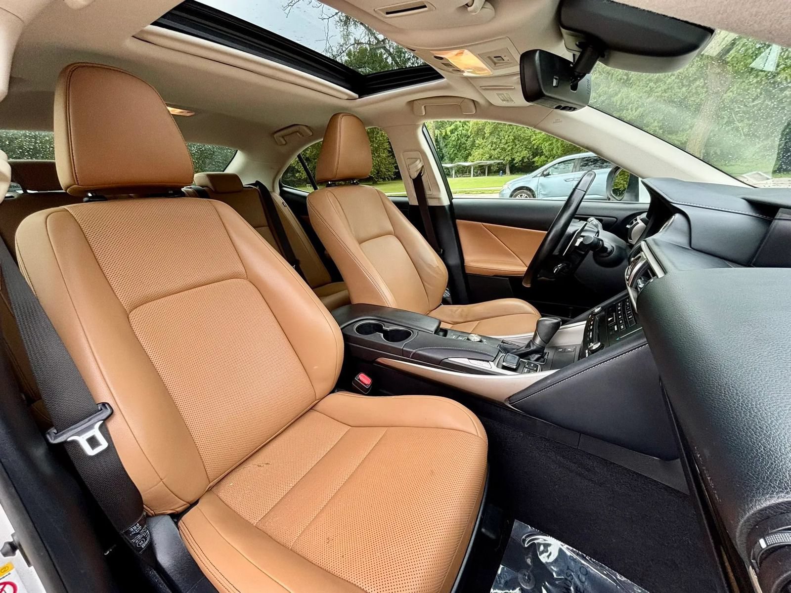 Used 2017 Lexus IS 300 AWD w/ Navigation System Package image 15
