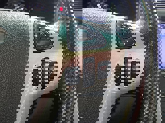 Used 2013 Ford Explorer XLT image 33