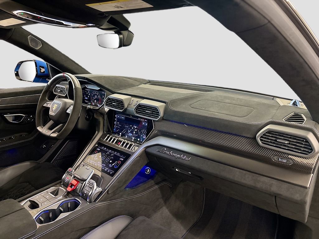 Used 2023 Lamborghini Urus Performante image 14