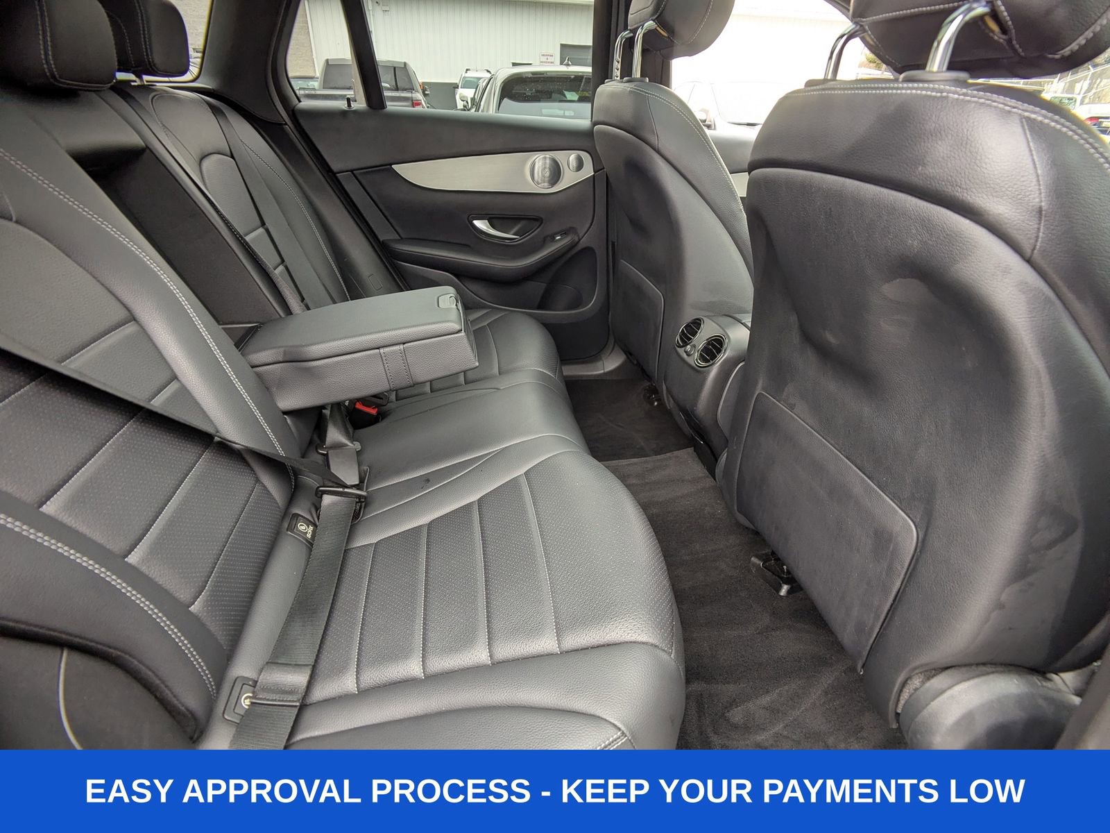 Used 2019 Mercedes-Benz GLC 300 4MATIC w/ Premium Package image 15