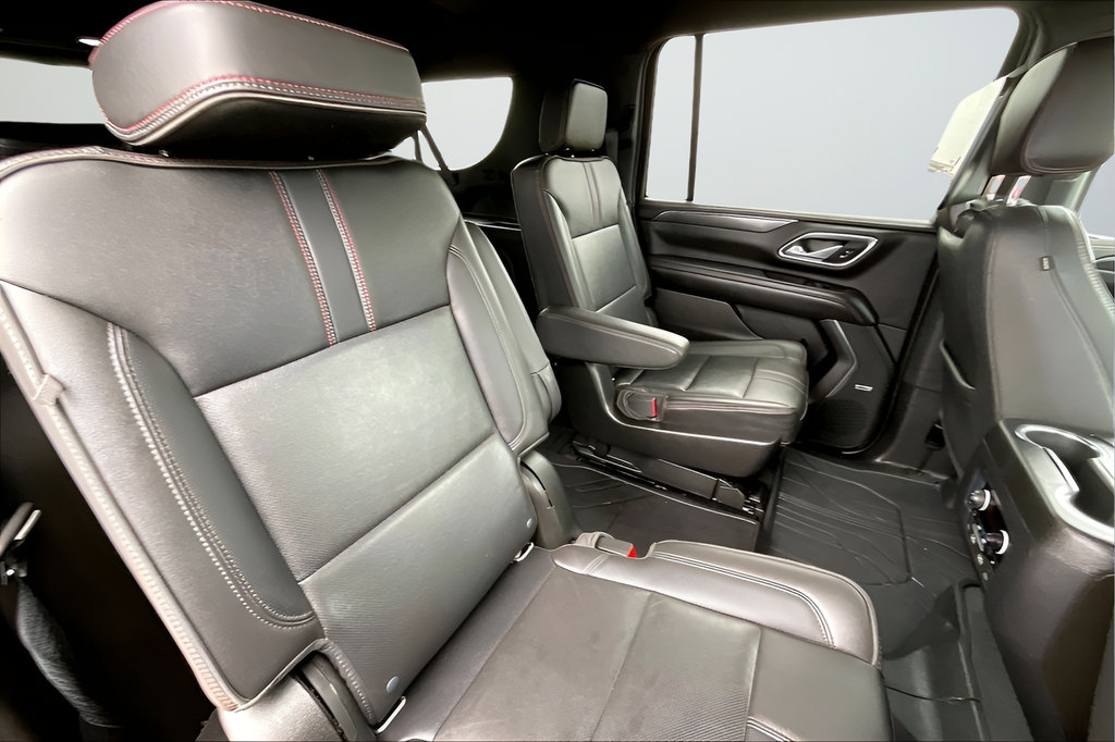 Used 2021 Chevrolet Suburban RST w/ Luxury Package AWD/4WD image 19