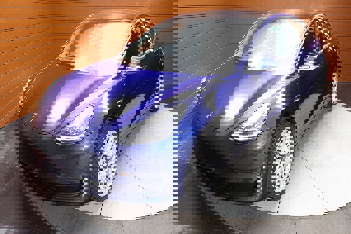 Used 2020 Tesla Model 3 Long Range image 26