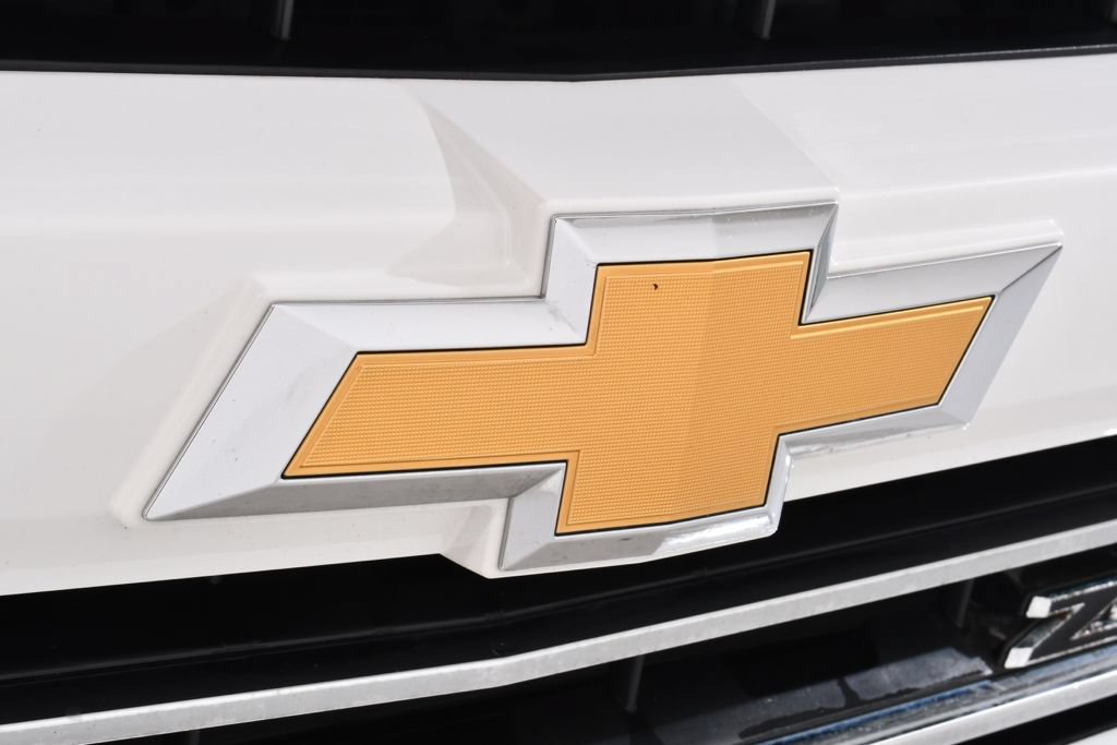 Used 2016 Chevrolet Silverado 1500 LTZ Z71 w/ LTZ Plus Package AWD/4WD image 20