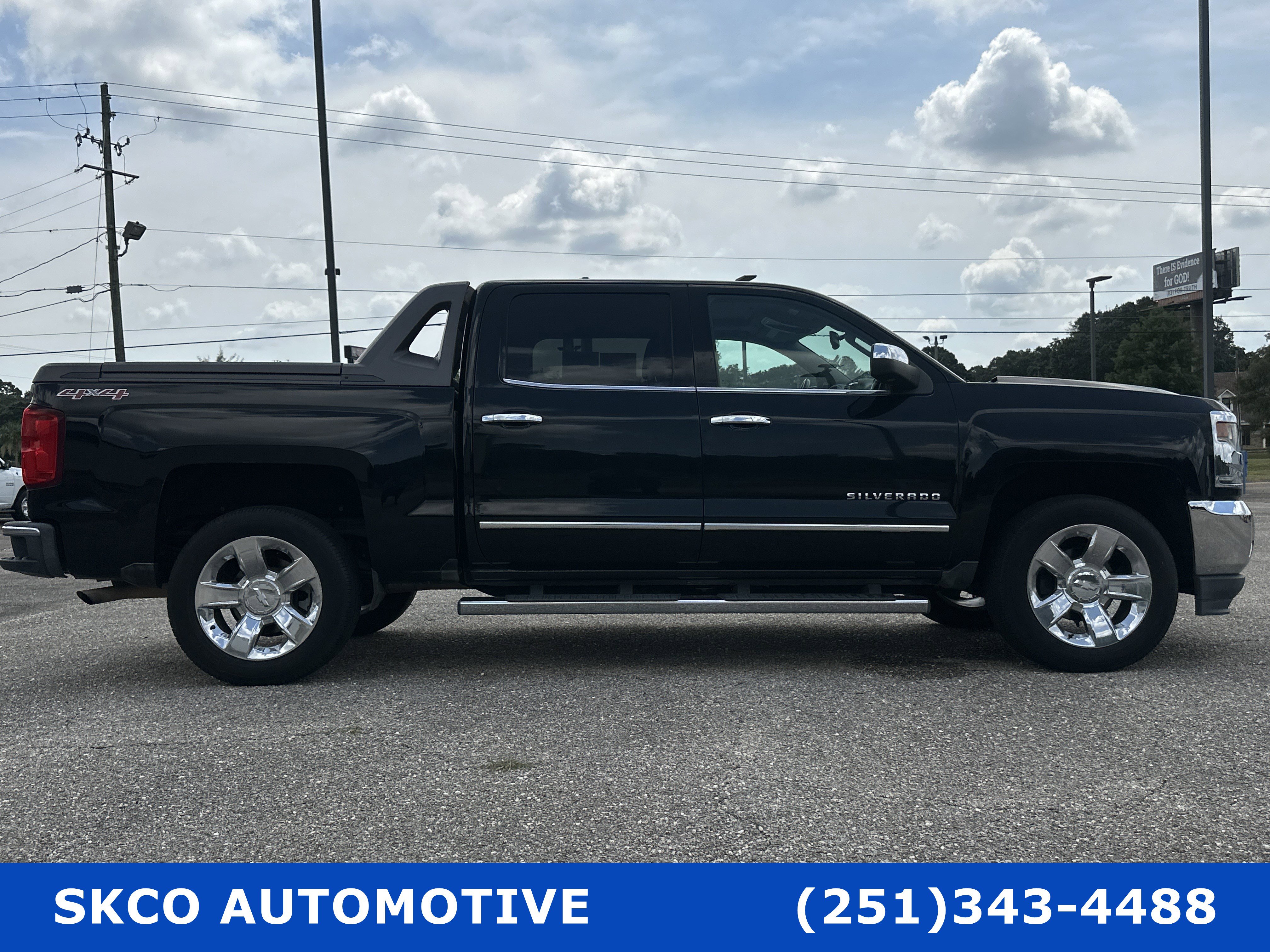 Used 2017 Chevrolet Silverado 1500 LTZ w/ High Desert Package image 6