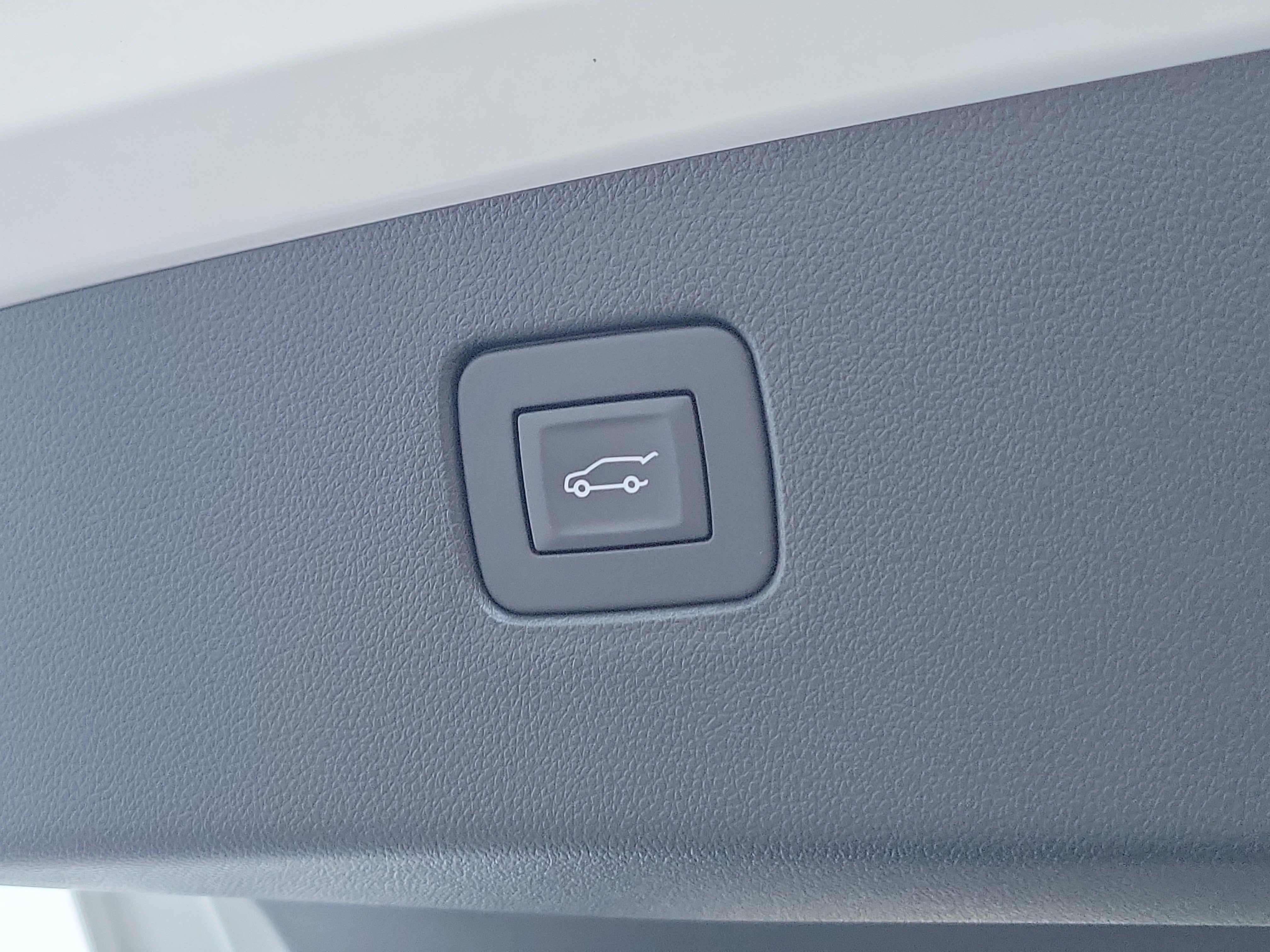 New 2026 Buick Envista Sport Touring FWD image 9