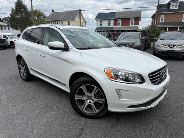 Used 2015 Volvo XC60 T6 Platinum AWD/4WD image 2