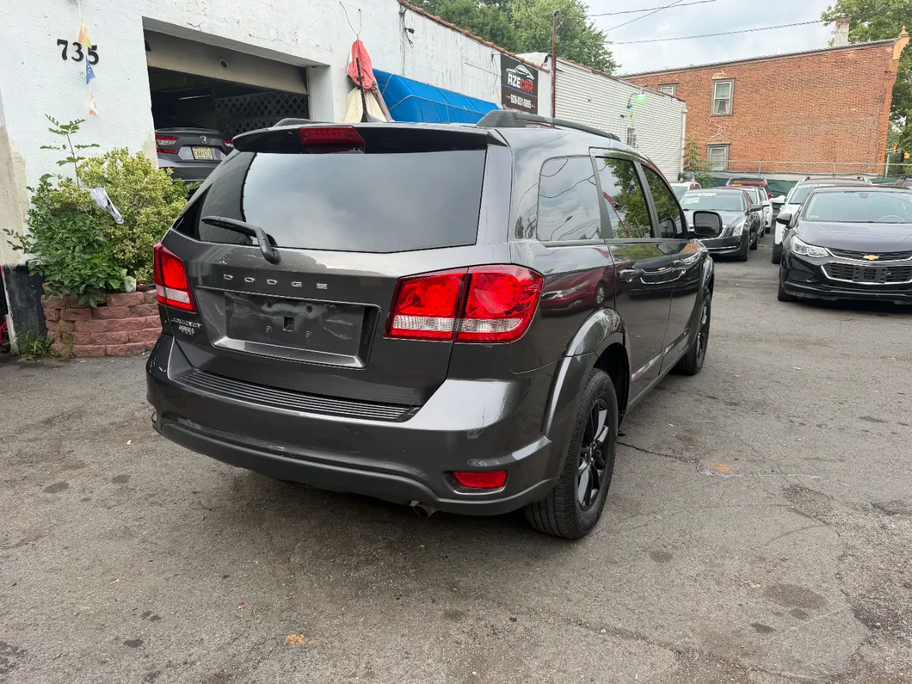 Used 2019 Dodge Journey SE w/ Connectivity Group FWD image 11