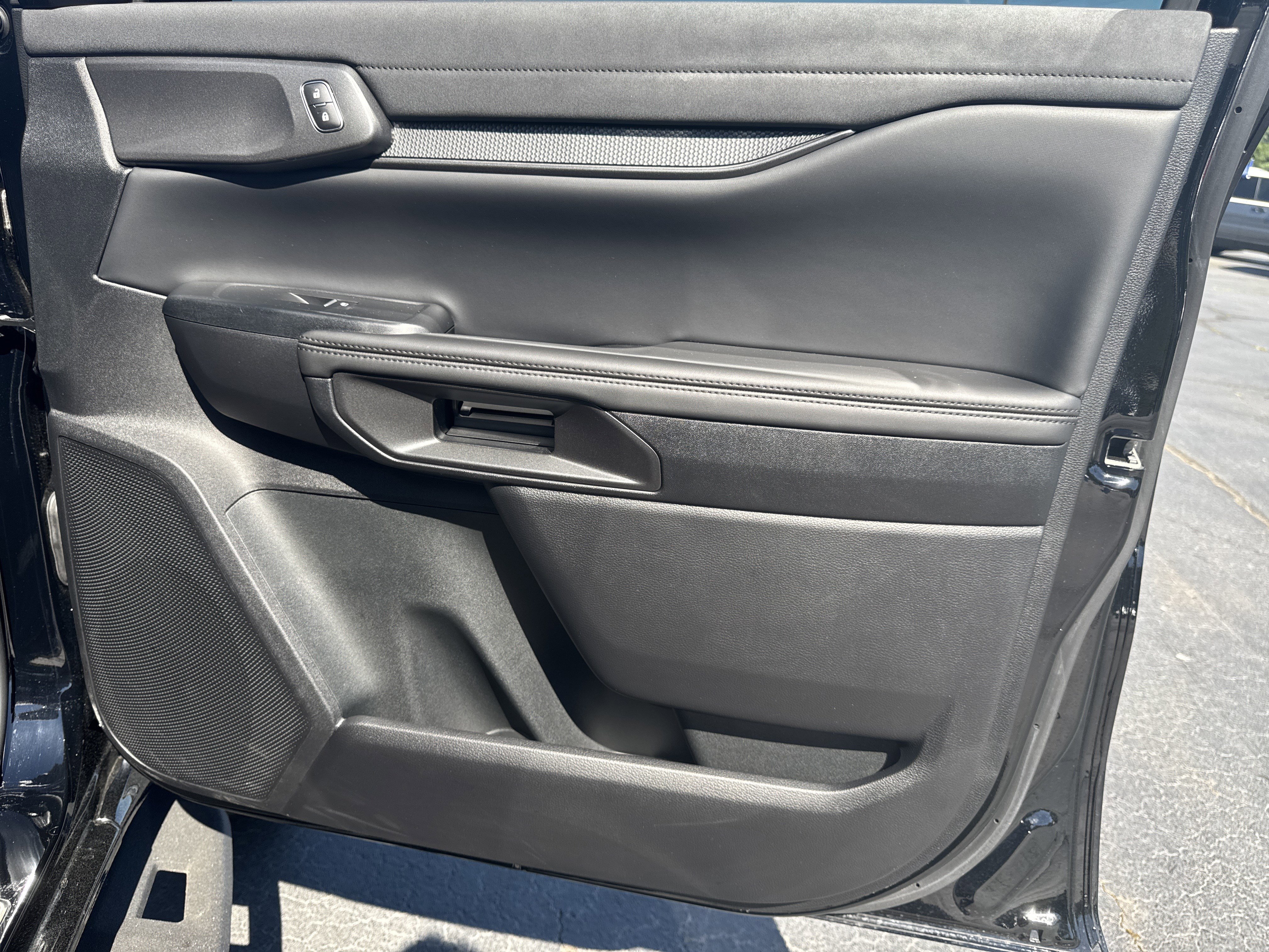 Certified 2025 Ford Ranger Raptor AWD/4WD image 17