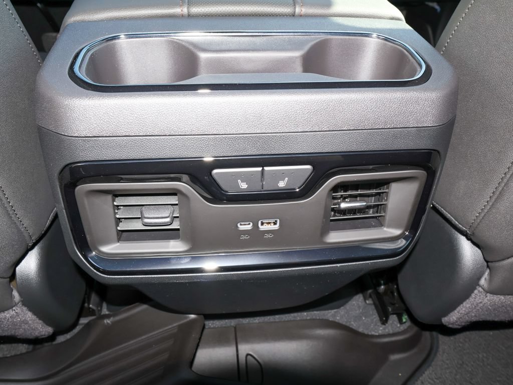 New 2026 GMC Sierra 1500 AT4 w/ AT4 Premium Package AWD/4WD image 10