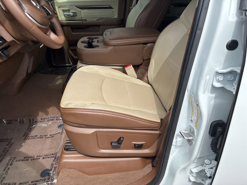 Used 2022 RAM 3500 Laramie image 32