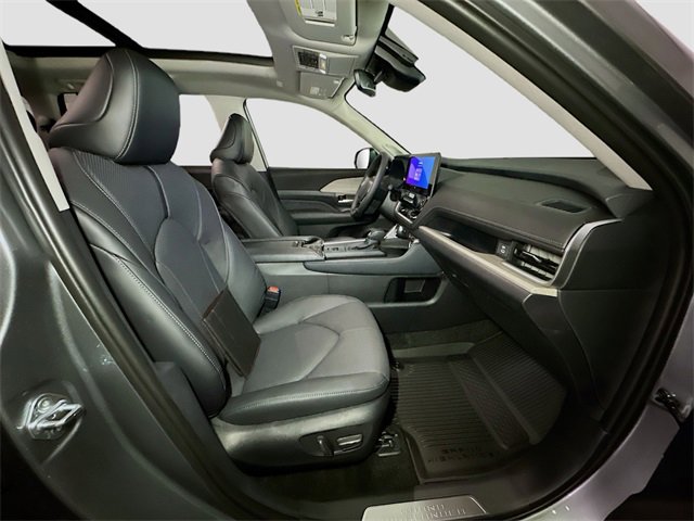 New 2026 Toyota Grand Highlander Limited image 33