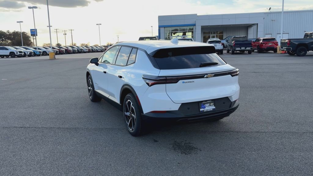 New 2026 Chevrolet Equinox EV LT image 7