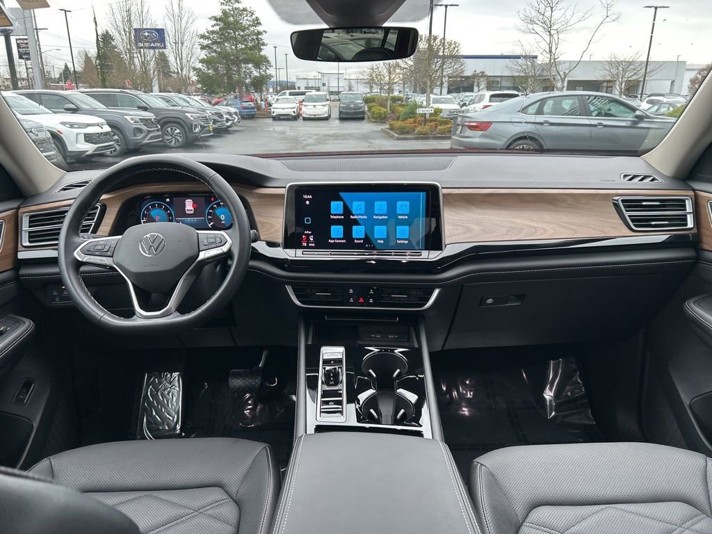 Used 2024 Volkswagen Atlas SE image 35