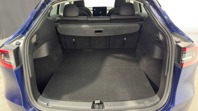 Used 2021 Tesla Model Y 2WD image 31