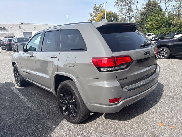 Used 2021 Jeep Grand Cherokee Laredo X AWD/4WD image 11