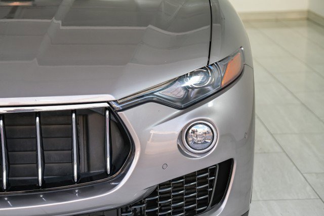 Used 2017 Maserati Levante S image 44