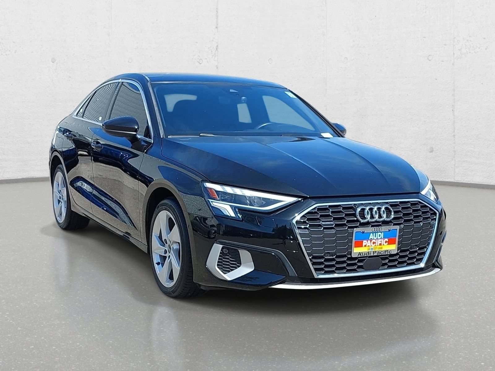 Used 2023 Audi A3 2.0T Premium w/ Convenience Package AWD/4WD image 3