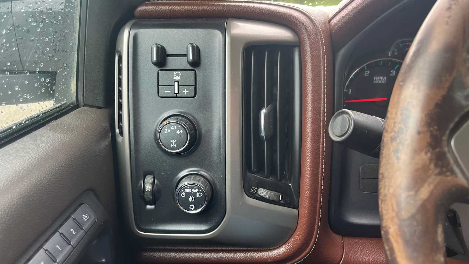 Used 2016 Chevrolet Silverado 3500 High Country w/ Duramax Plus Package AWD/4WD image 13
