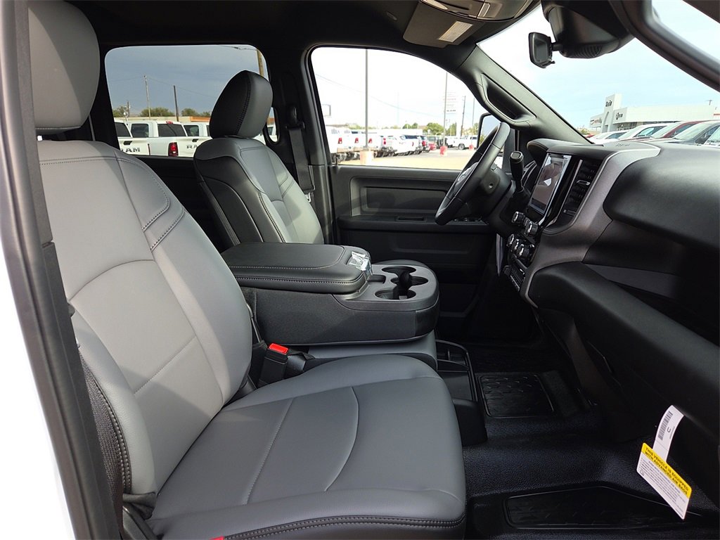New 2026 RAM 5500 Tradesman w/ Chrome Appearance Group image 18