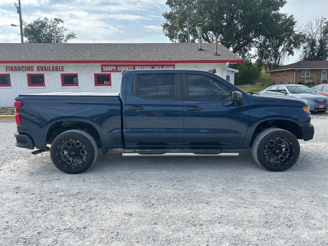 Used 2021 Chevrolet Silverado 1500 Custom image 2